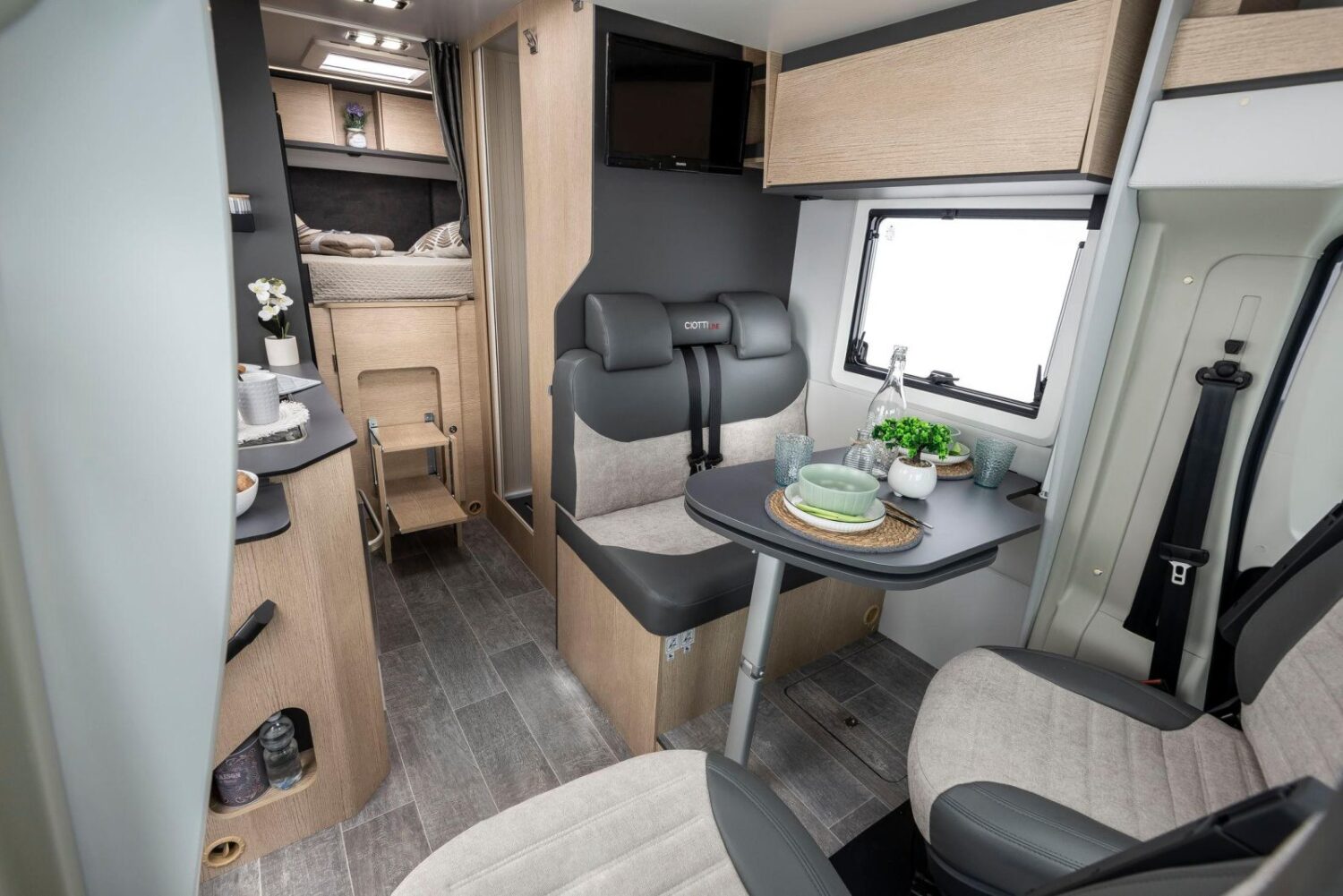 compact-cx60–016_fec87042aacba84ce777133439bb99a8